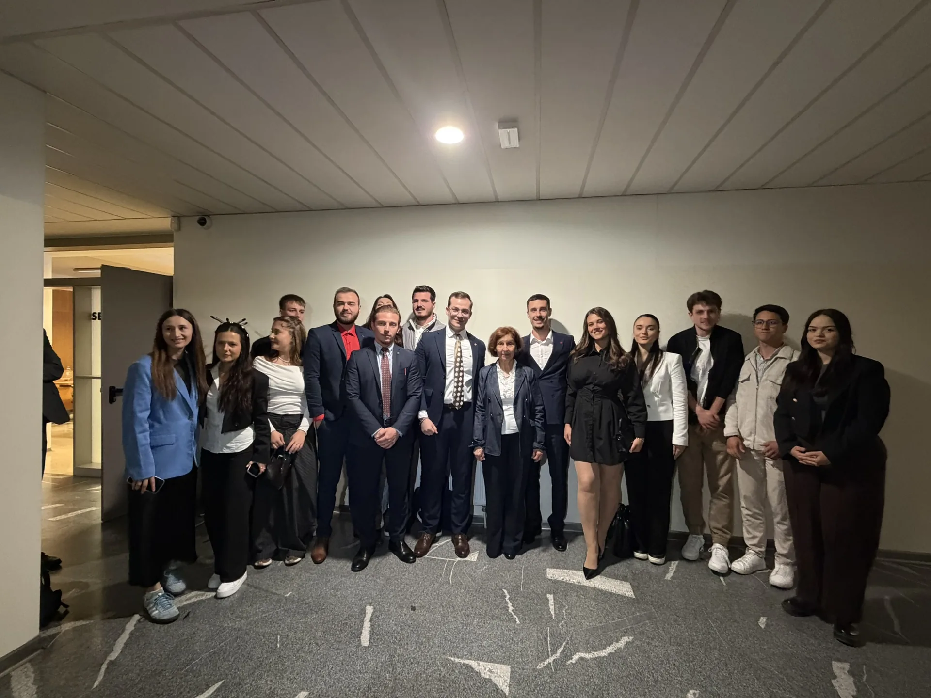 Students, professors, and diplomatic representatives attending the presidential lecture in Ljubljana.