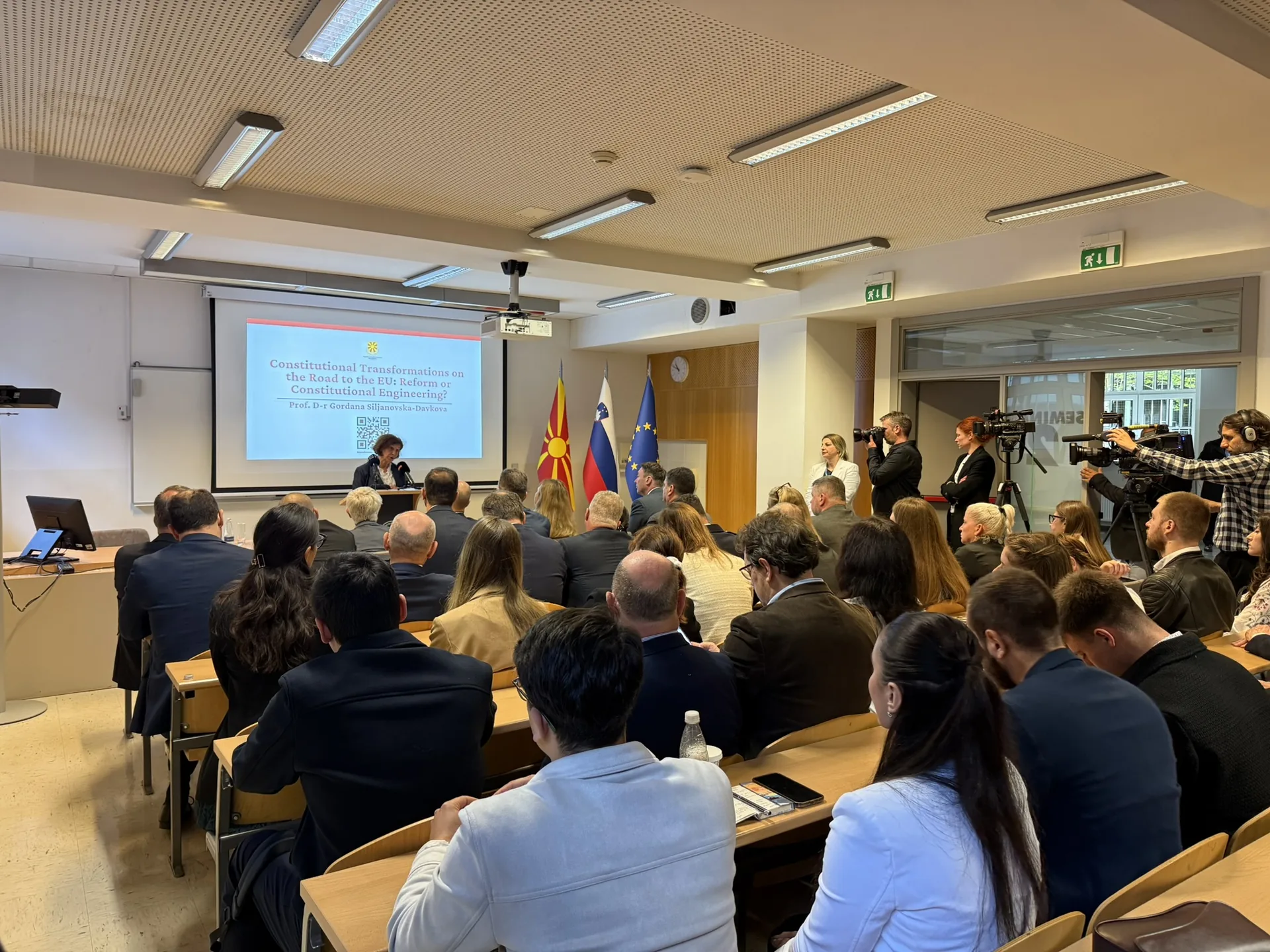 President Gordana Siljanovska-Davkova delivering a lecture to students and professors at the Faculty of Law, University of Ljubljana.